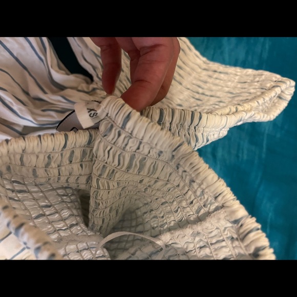 MLM Made For You Womens XS White Blue Stripe Off Shoulder Balloon Sleeve Blouse - Picture 9 of 10